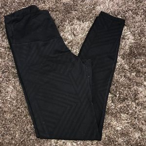 Old Navy High Waisted Performance Leggings